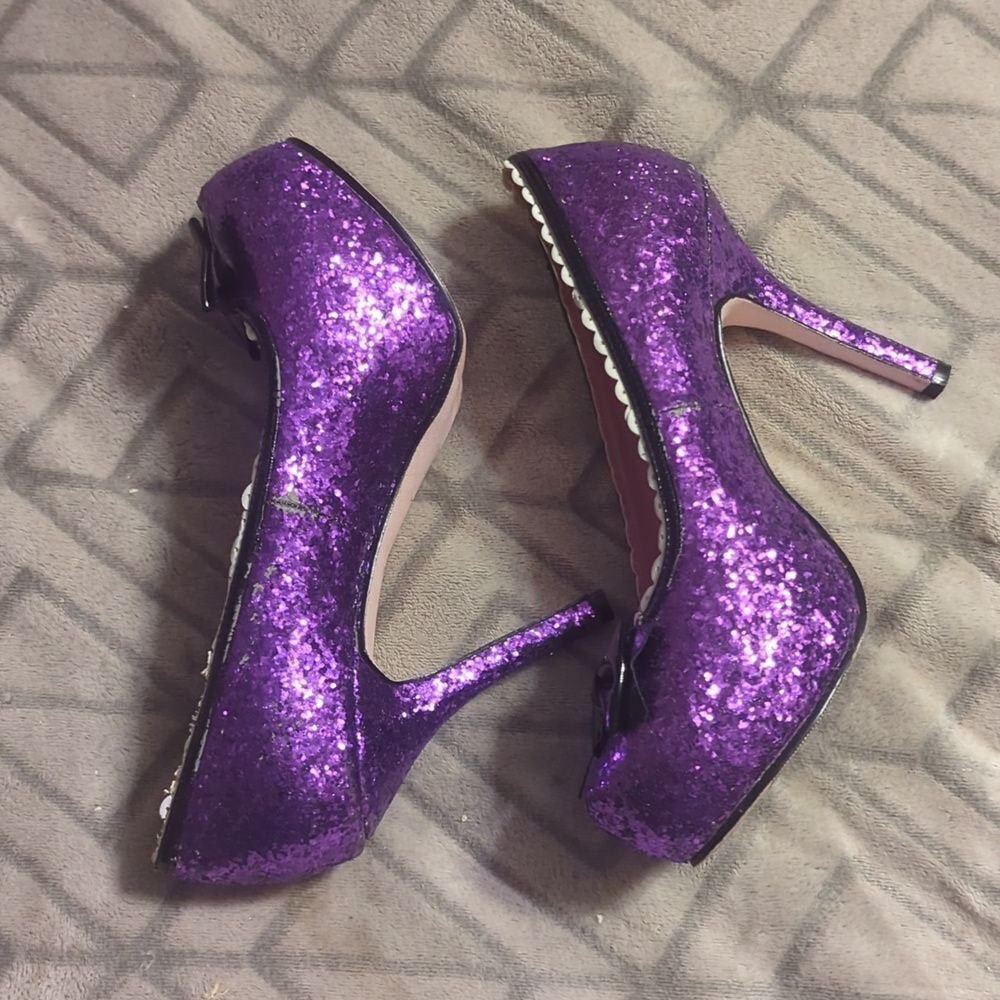 Ten Thirty One" purple princess glitter heels with a black bows - Picture 7 of 8